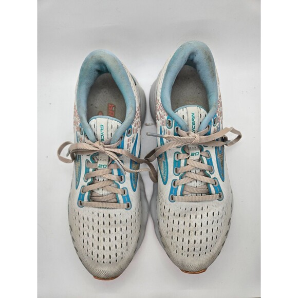 Athletic_Shoes